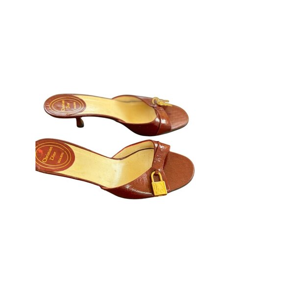 Christian Dior Souliers Burgundy Heeled Sandals With Lock & Key Accent Size 7 - Picture 4 of 10